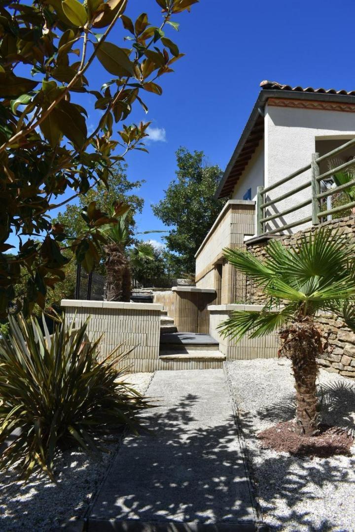 Chambre Au Calme Avec Spa Privatif Gratuit Sud Aveyron Les Palmiers Des Causses Saint-Rome-de-Tarn Exterior photo